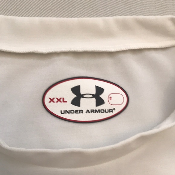 Under Armour Athletic Shirt - Picture 2 of 3